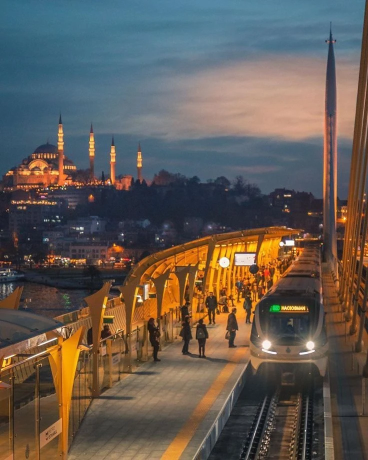 TURQUIA CON TREN DE ALTA VELOCIDAD VIG-2026