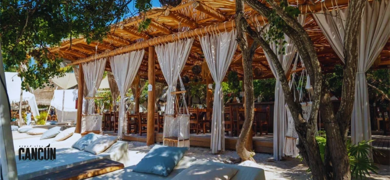 Isla Mujeres en catamarán: qué incluye y si vale la pena