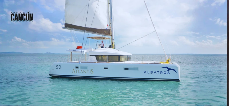 Isla Mujeres en catamarán: qué incluye y si vale la pena