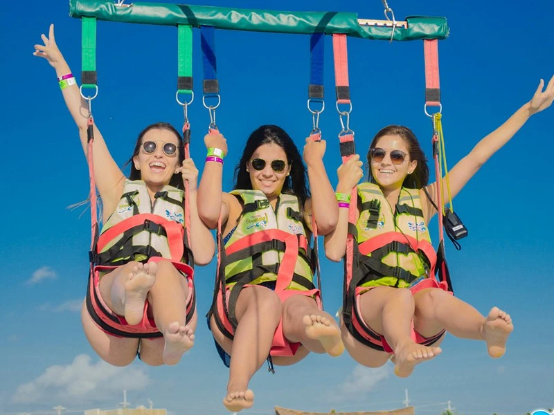 PARASAILING CANCÚN