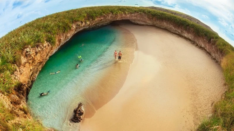 Imagen de ISLAS MARIETAS, SAYULITA Y PUNTA DE MITA