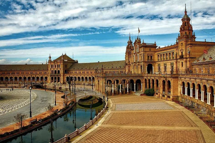 Tour Viaje para jubiladas a Málaga y Sevilla